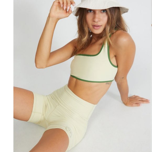 NWT WEWOREWHAT High Waisted Tennis Club Biker Shorts (Size Medium) - Picture 2 of 7